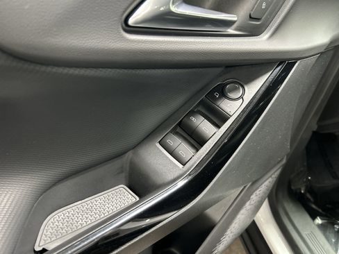 Certified 2025 Chevrolet Equinox LT AWD/4WD image 24