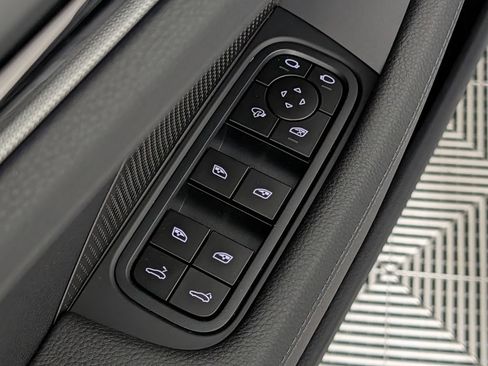 New 2026 Porsche Panamera 4 AWD/4WD image 27