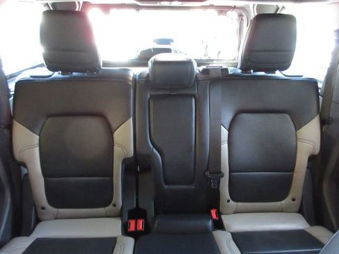 Certified 2022 Ford Bronco Wildtrak AWD/4WD image 23