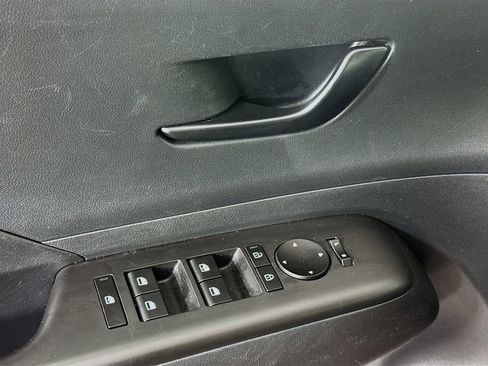 Certified 2025 Hyundai Kona SEL FWD image 18