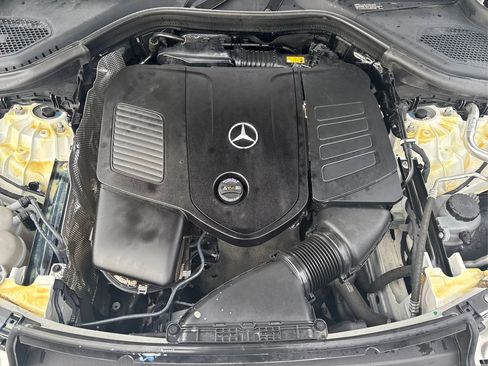 Used 2023 Mercedes-Benz GLC 300 image 13