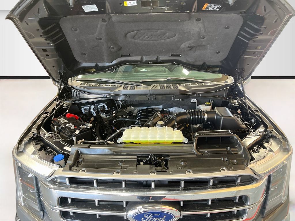 Used 2023 Ford F150 Lariat w/ Equipment Group 502A High AWD/4WD image 32