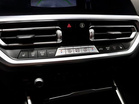 Used 2023 BMW 430i xDrive Convertible AWD/4WD image 33
