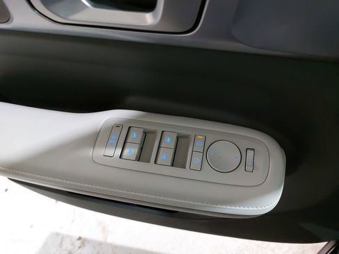 Certified 2025 Hyundai Santa Fe SEL image 29