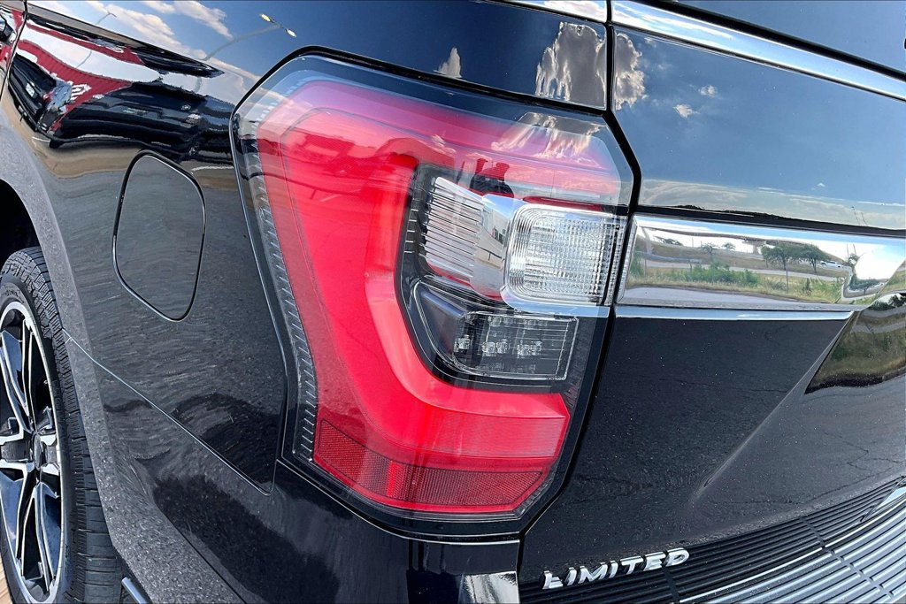 Used 2021 Ford Expedition Limited AWD/4WD image 29