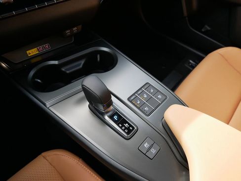 New 2026 Lexus UX 300h AWD image 23