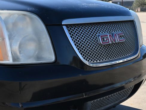 Used 2008 GMC Yukon Denali image 27