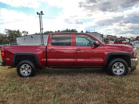 Used 2018 Chevrolet Silverado 1500 LT w/ All Star Edition image 9