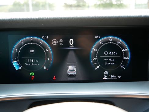 Certified 2025 Volkswagen Tiguan SE AWD/4WD image 21