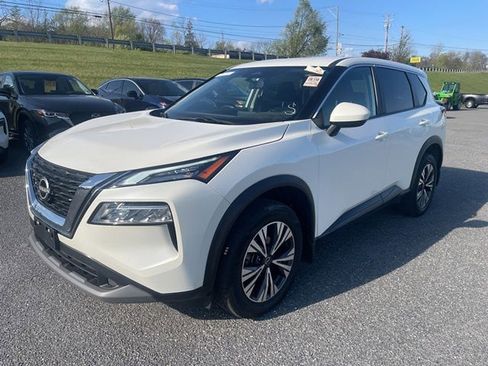 Used 2023 Nissan Rogue SV AWD/4WD image 3