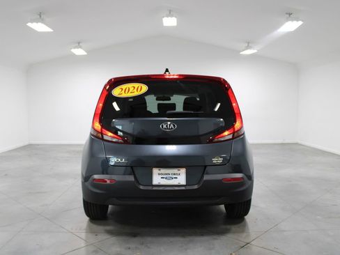 Used 2020 Kia Soul LX image 8