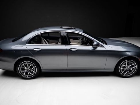 Used 2023 Mercedes-Benz E 350 Sedan image 35
