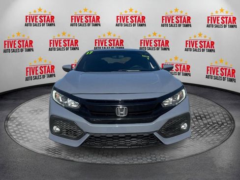 Used 2017 Honda Civic Sport image 2