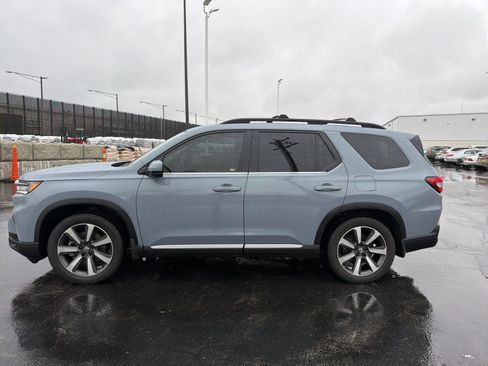 Used 2023 Honda Pilot Elite image 2