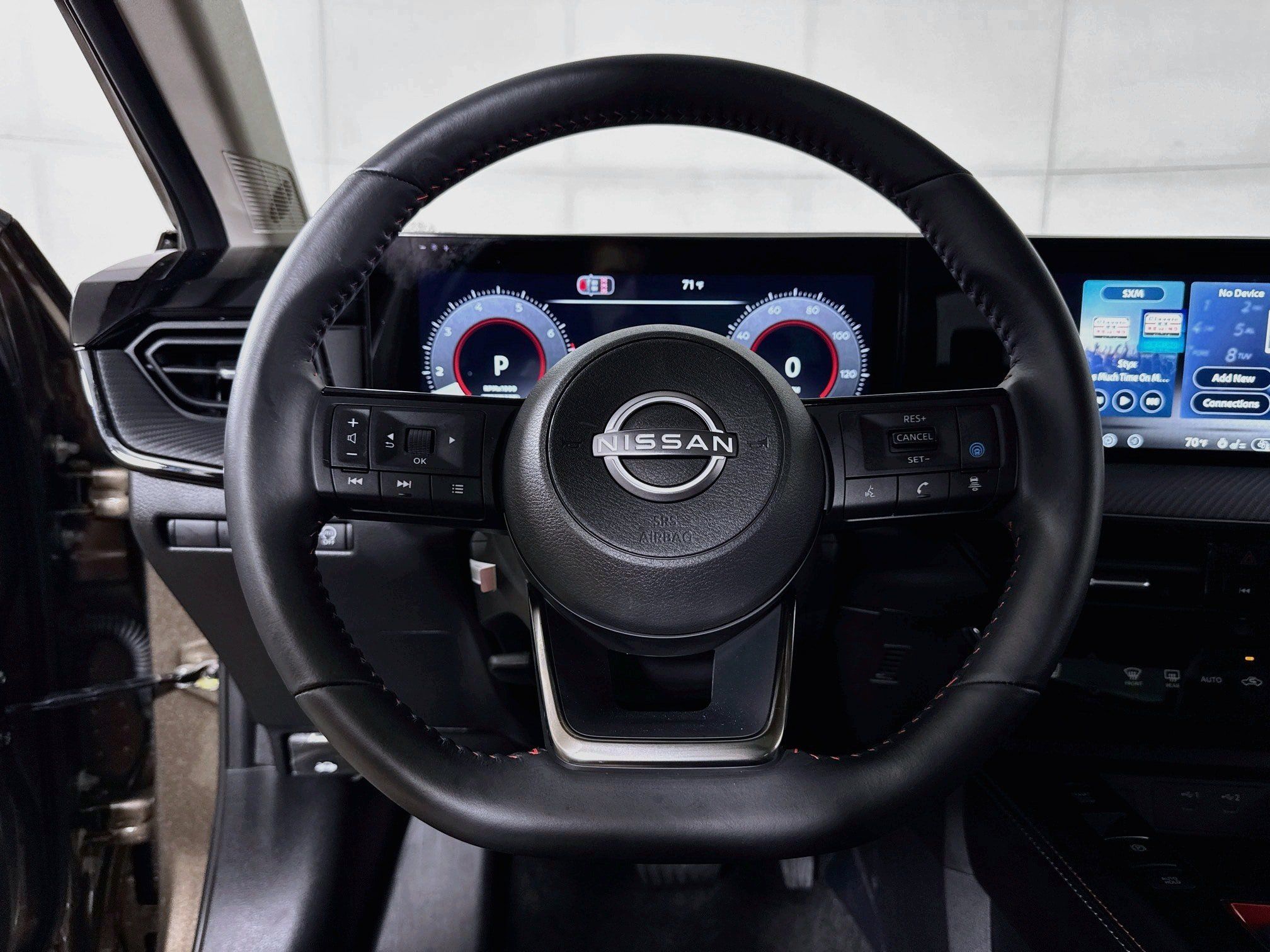 Used 2026 Nissan Kicks SR w/ SR Premium Package FWD image 16