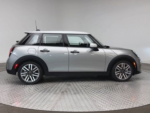 New 2026 MINI Cooper S image 9