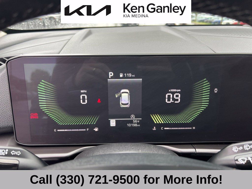 Certified 2026 Kia Sportage EX w/ EX Panorama Roof Package FWD image 31