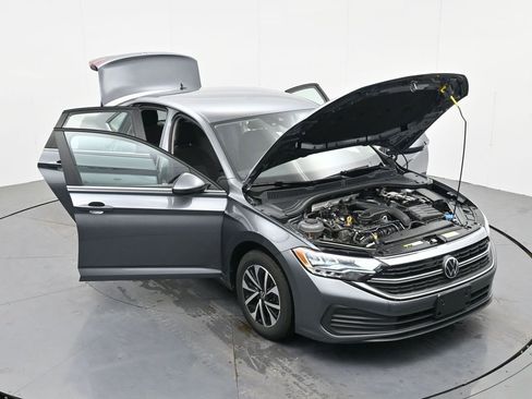 Used 2024 Volkswagen Jetta S image 37