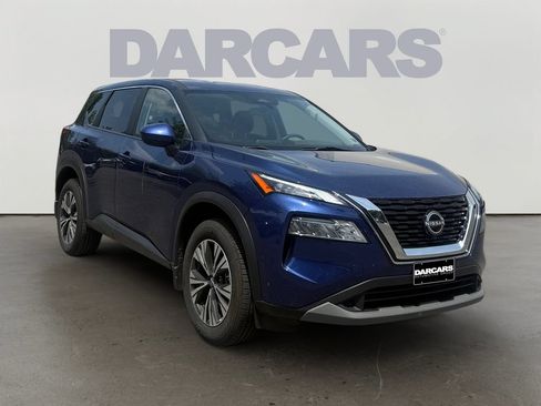 Used 2023 Nissan Rogue SV FWD image 1