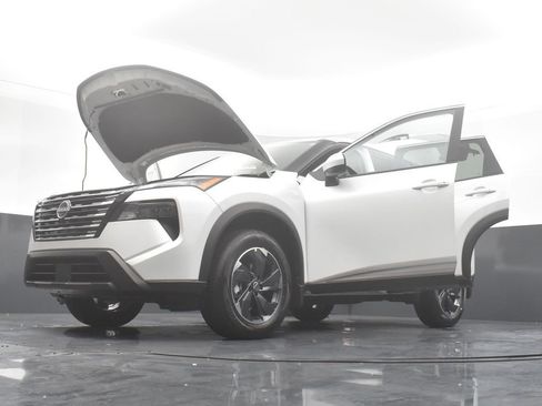 New 2026 Nissan Rogue SV image 35