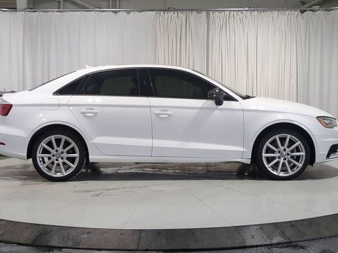 Used 2016 Audi A3 2.0T Premium image 11