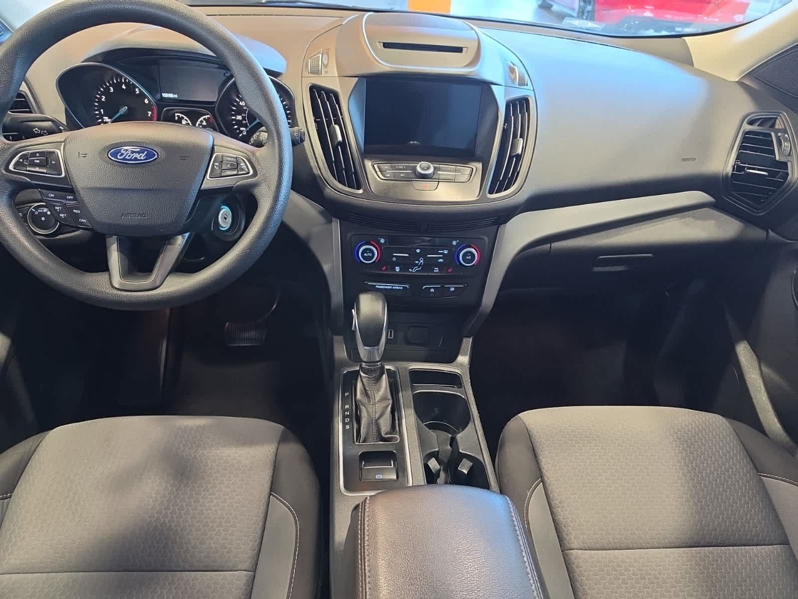Used 2018 Ford Escape SE w/ SE Sync 3 Package FWD image 27