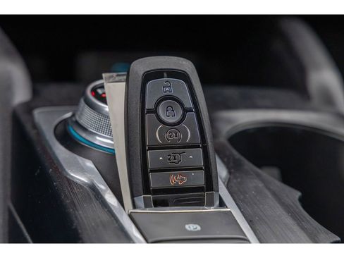 Used 2022 Ford Escape SEL w/ SEL Stealth AWD Package image 28