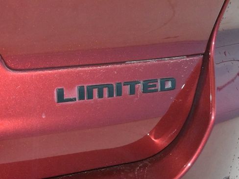 Used 2024 Jeep Grand Cherokee L Limited w/ Black Appearance Package AWD/4WD image 30