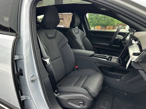 New 2025 Polestar Polestar 3 image 10