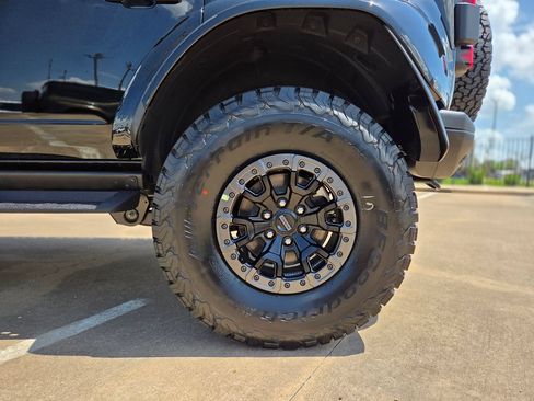 New 2026 Ford Bronco Raptor AWD/4WD image 33