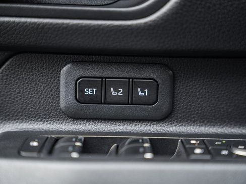 Used 2024 Toyota Land Cruiser image 44