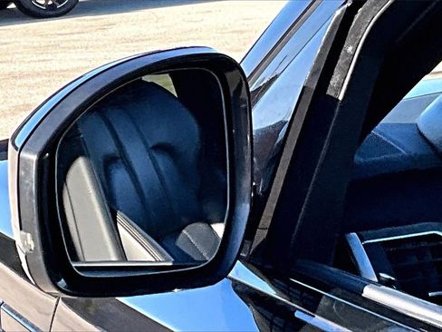 Used 2017 Land Rover Range Rover Sport HSE image 13