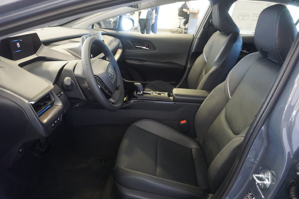 New 2027 Toyota Prius XLE AWD/4WD image 21