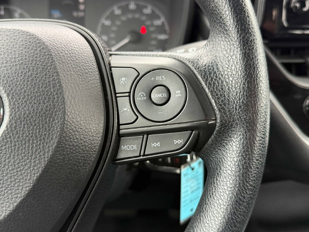 Used 2024 Toyota Corolla LE FWD image 37