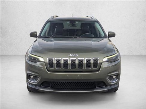 Used 2019 Jeep Cherokee Limited image 2