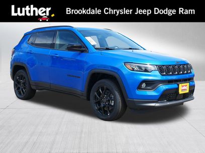 New 2026 Jeep Compass Latitude w/ Sun and Sound Group