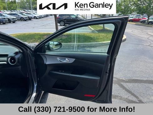 Certified 2024 Kia Forte LXS w/ LXS Technology Package FWD image 54