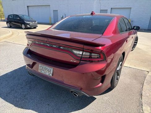 Used 2019 Dodge Charger GT w/ Performance Handling Group image 9