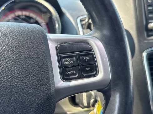 Used 2017 Dodge Grand Caravan GT FWD image 29