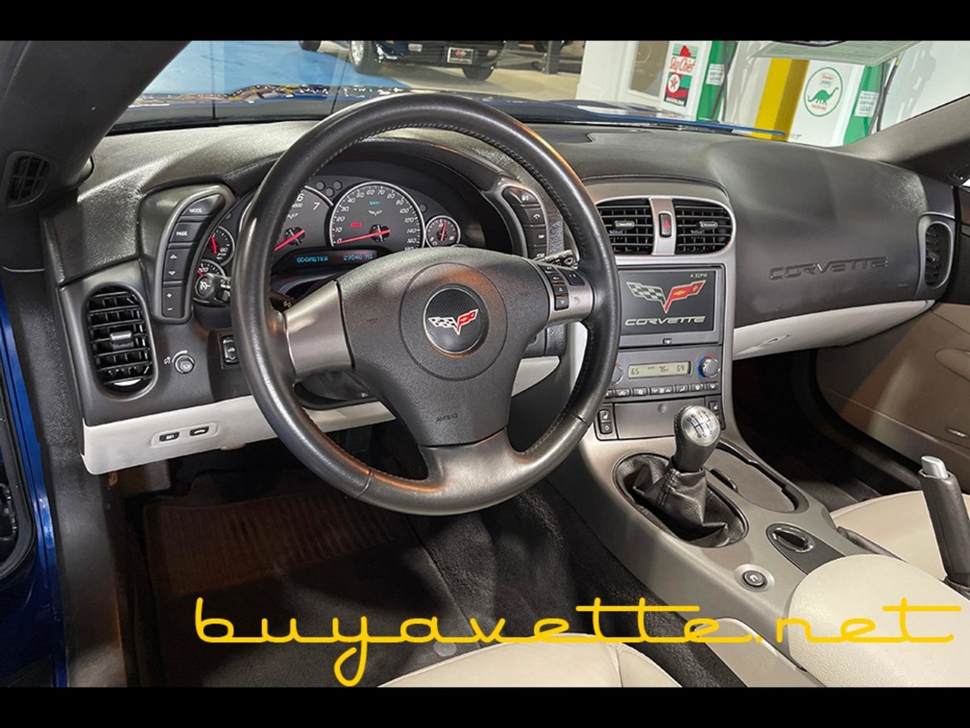 Used 2007 Chevrolet Corvette Convertible w/ Preferred Equipment Group RWD image 16