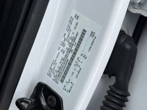 Used 2016 Ford F150 XLT w/ Equipment Group 302A Luxury image 9