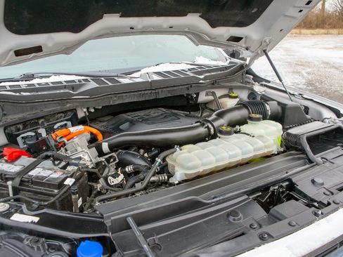 Used 2021 Ford F150 XLT w/ Equipment Group 302A High image 12