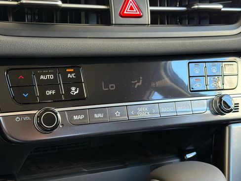 New 2026 Kia Seltos EX AWD/4WD image 19
