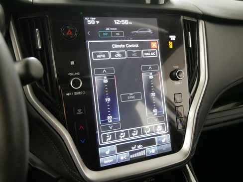 Used 2025 Subaru Outback Limited image 23