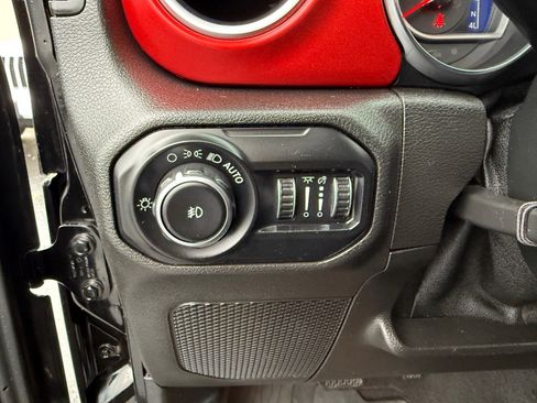 Used 2020 Jeep Wrangler Unlimited Rubicon image 23