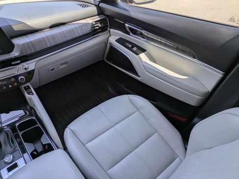 Used 2024 Kia Telluride SX FWD image 18