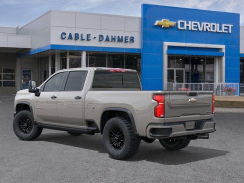 New 2026 Chevrolet Silverado 2500 ZR2 AWD/4WD image 3