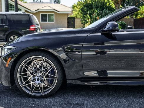 Used 2020 BMW M4 Convertible w/ Competition Package RWD image 4