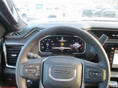 New 2026 GMC Sierra 2500 Denali Ultimate w/ Max Trailering Package image 19