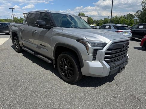 Used 2024 Toyota Tundra Limited image 9